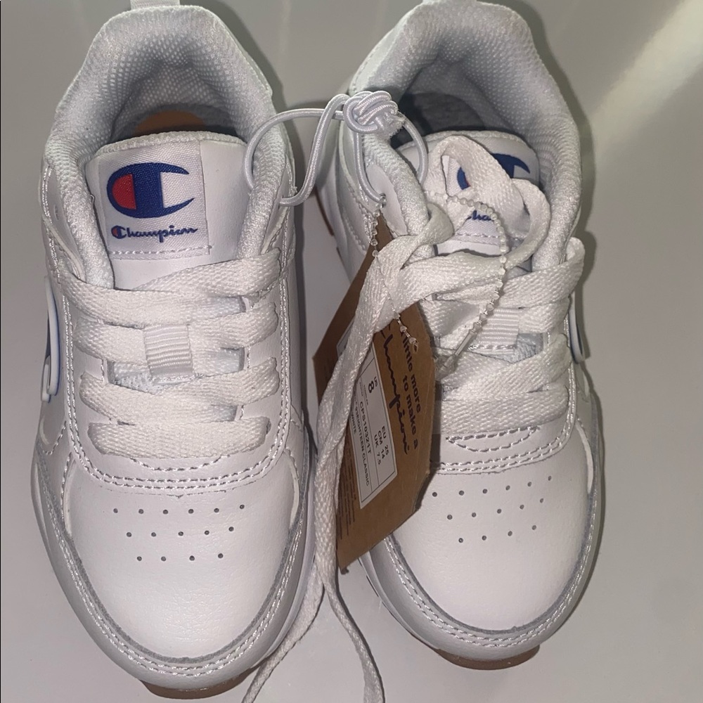 Champion kids shoes size 8